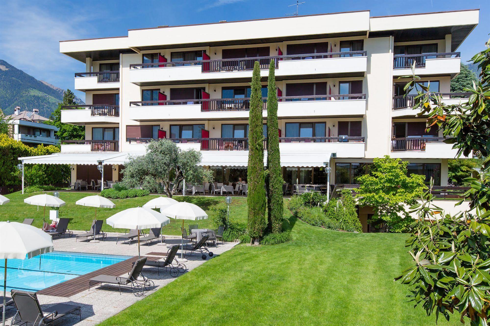 Hotel Pollinger Merano Exterior foto